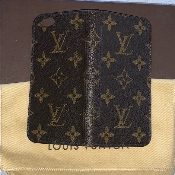 Authentic IPhone 6 case Monogram Leather Brown - Picture 4 of 4